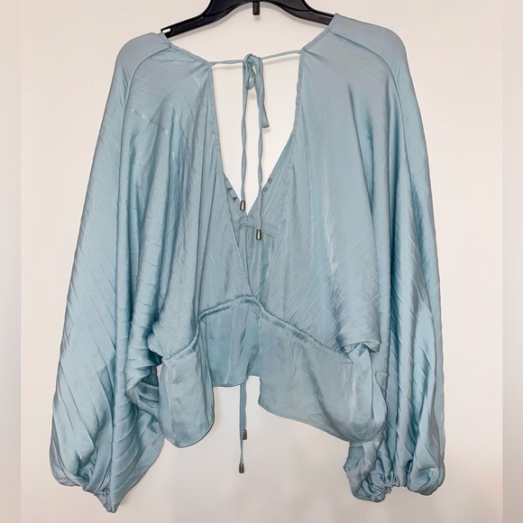 Balloon Long Sleeve Blouse Light Blue Size XS - Picture 6 of 11